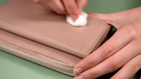 آماده سازی چرم برای رنگ آمیزی