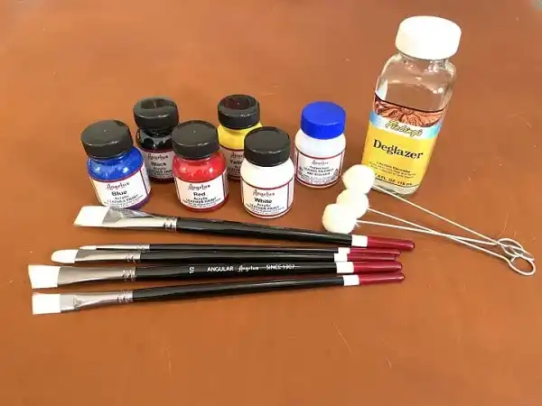 ابزار مورد نیاز برای نقاشی روی چرم