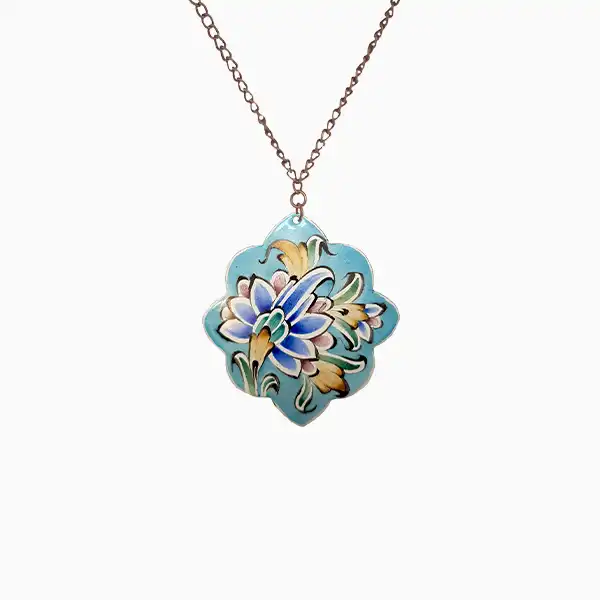 enamel-necklace-lotus-design گردنبند میناکاری طرح نیلوفر