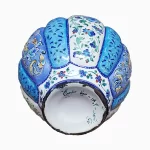 عکس از نمای نزدیک گلدان میناکاری شده شکل بلونی