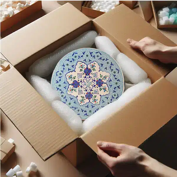 بسته بندی محصولات میناکاری