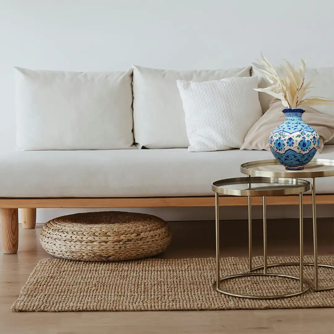 گلدان میناکاری دست‌ساز، ترکیب رنگ‌های لاجوردی و فیروزه‌ای در دکوراسیون منزل